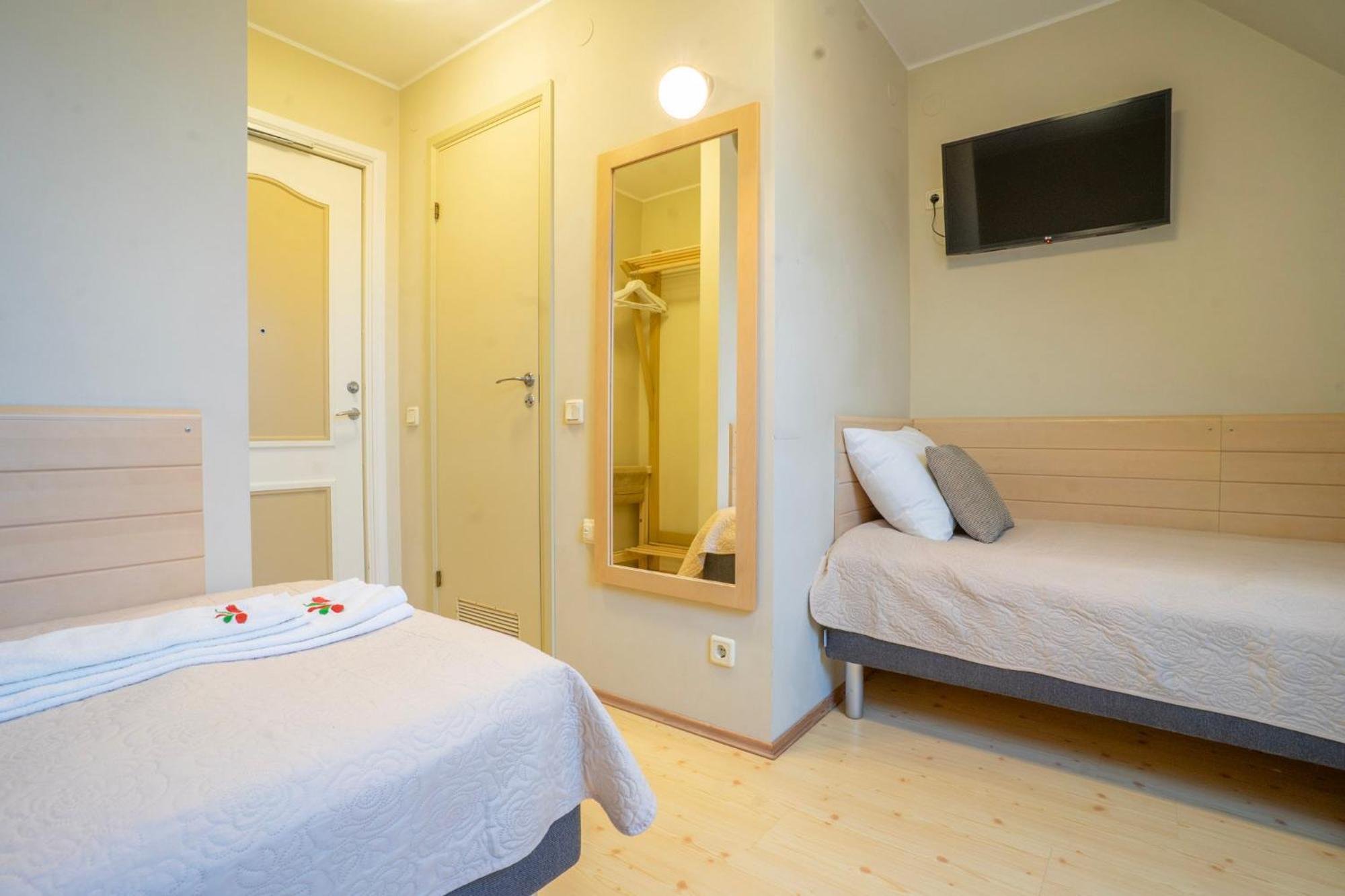 Kongo Hotel Haapsalu Ngoại thất bức ảnh
