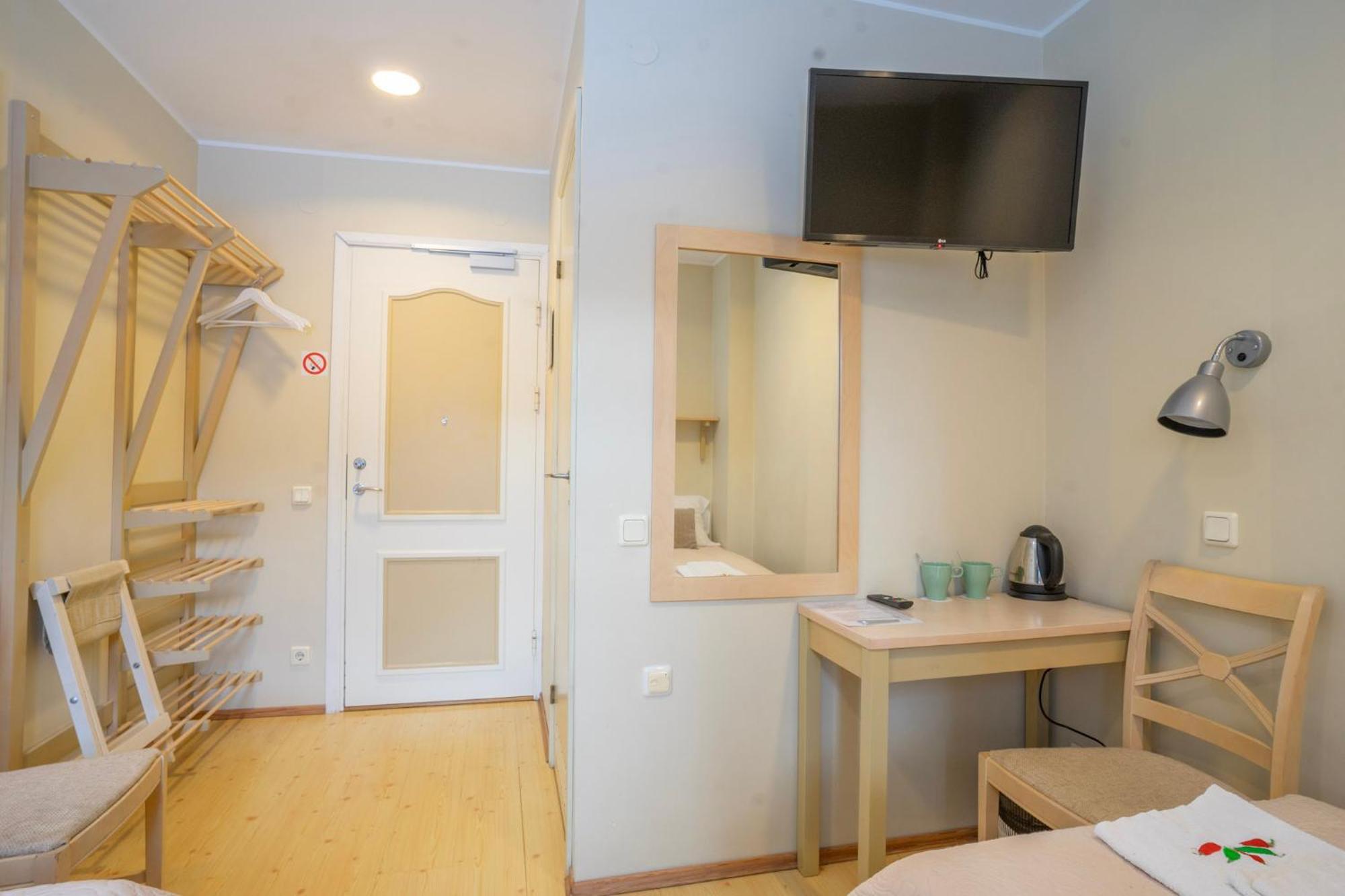 Kongo Hotel Haapsalu Ngoại thất bức ảnh