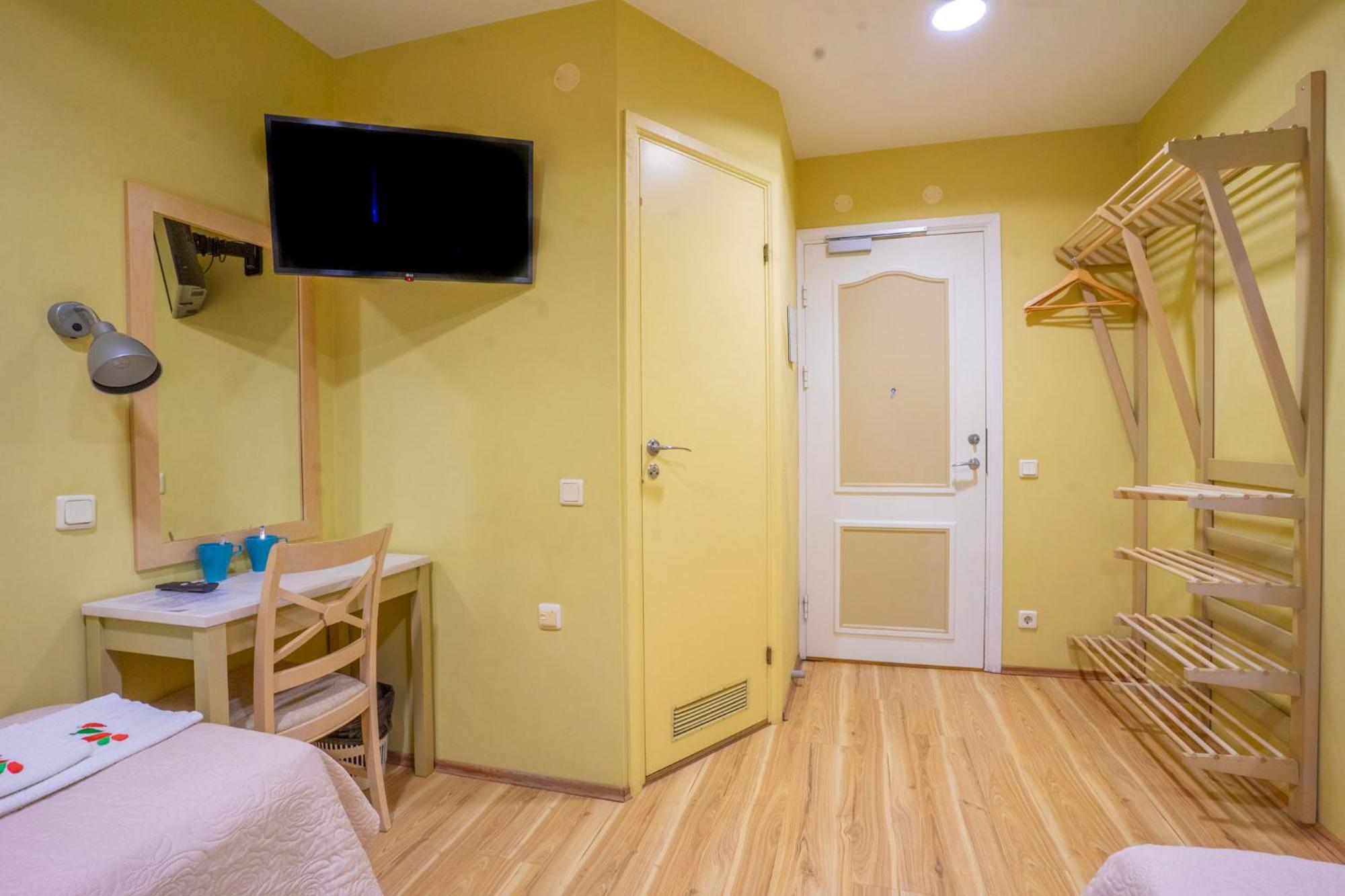 Kongo Hotel Haapsalu Ngoại thất bức ảnh