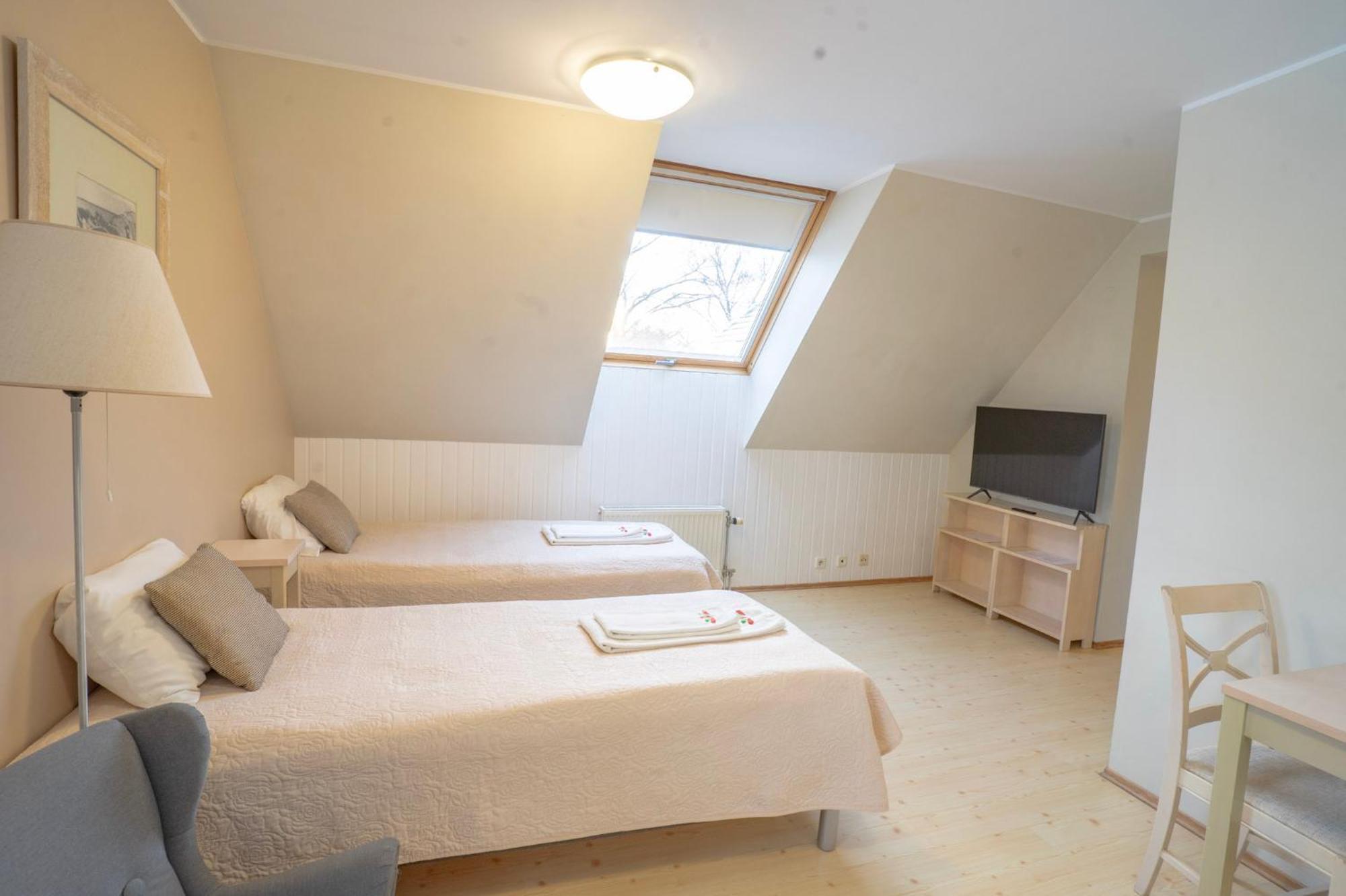 Kongo Hotel Haapsalu Ngoại thất bức ảnh