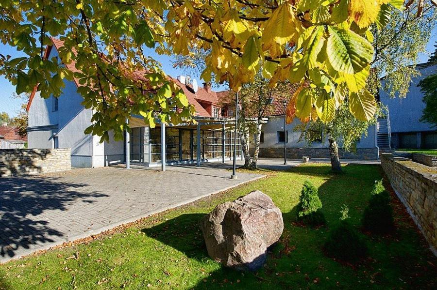 Kongo Hotel Haapsalu Ngoại thất bức ảnh